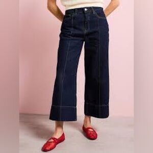 ZARA Wide Leg Cropped Jeans with Seam Detail and Contrast Stitching